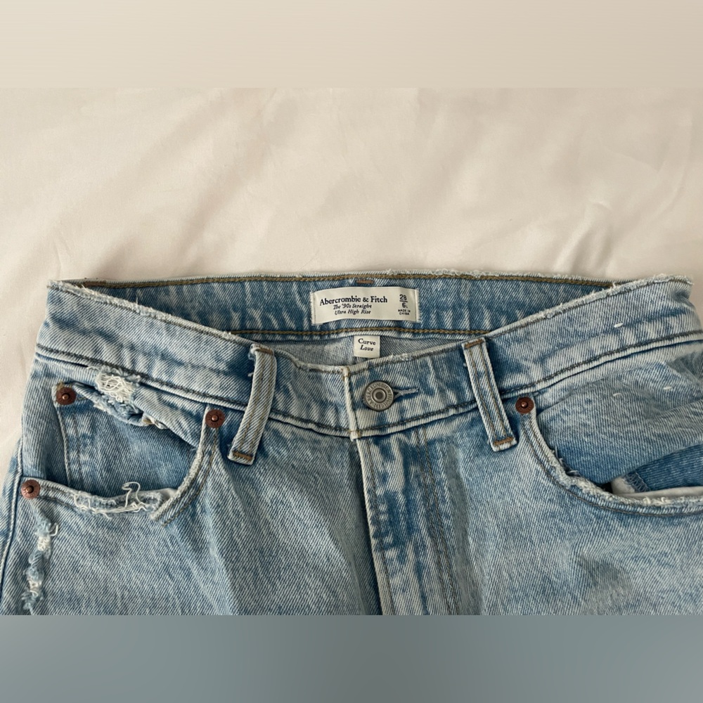 Abercrombie 90s straight ultra high rise curve love 6L/28